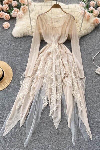 Naiste asümmeetriline tikandiga kleit