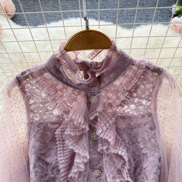 Stiilne naiste kleit pitsi ja tülli varrukatega