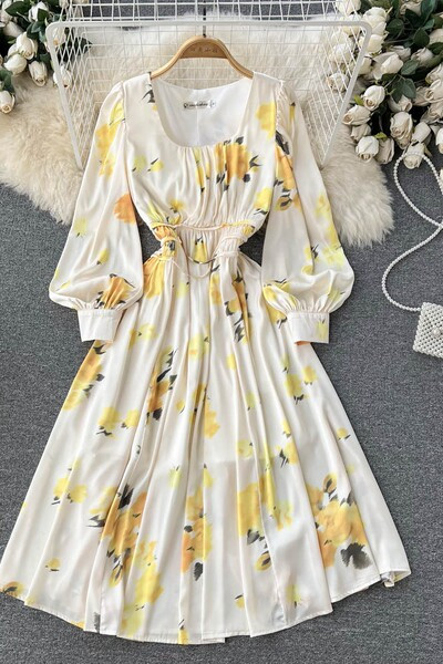 Rochie lunga cu model floral - model croiat