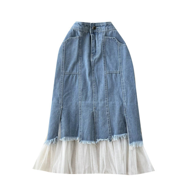 Pikk teksaseelik taskute ja tülliga