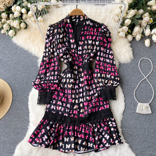 Casual põlvini pitsiga kleit