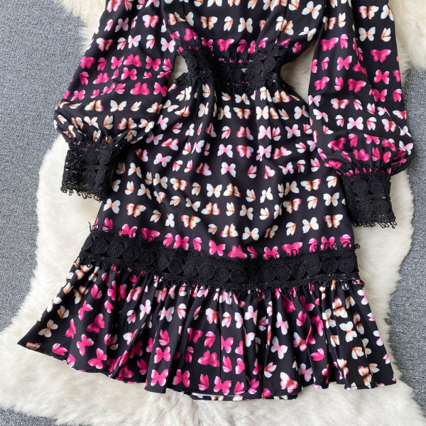 Casual põlvini pitsiga kleit