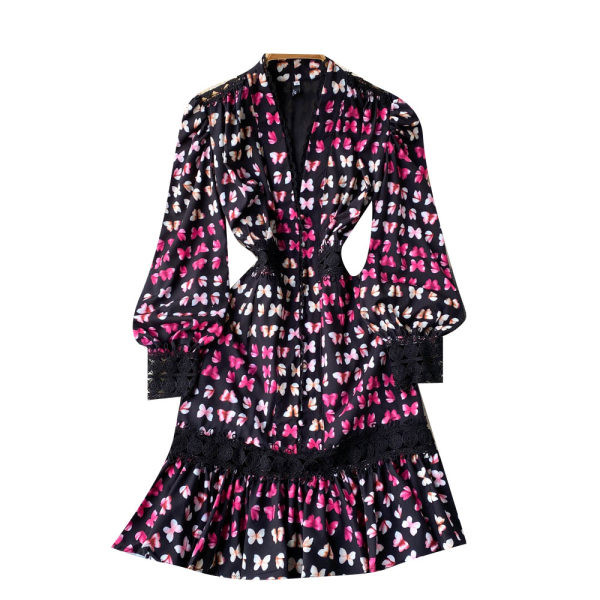 Casual põlvini pitsiga kleit