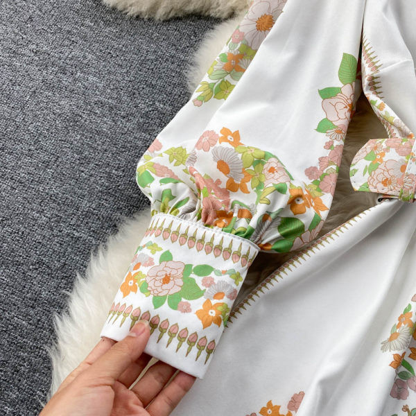 Rochie de dama cu motive florale si curea