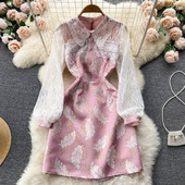 Rochie de dama cu maneci din dantela de culoare roz