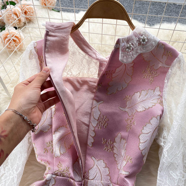 Rochie de dama cu maneci din dantela de culoare roz