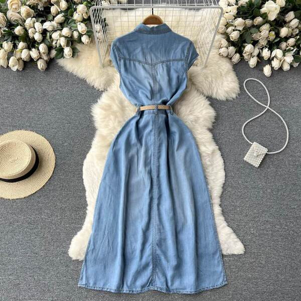 Naiste teksakleit taskute ja nööpidega