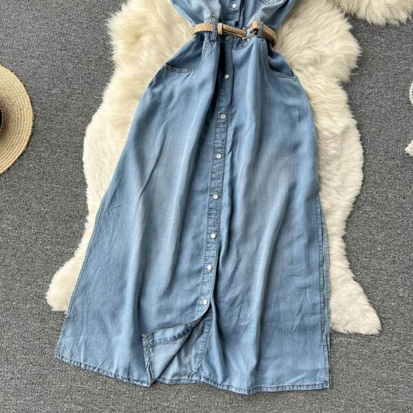 Naiste teksakleit taskute ja nööpidega