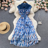 Sinine naiste kleit vööga