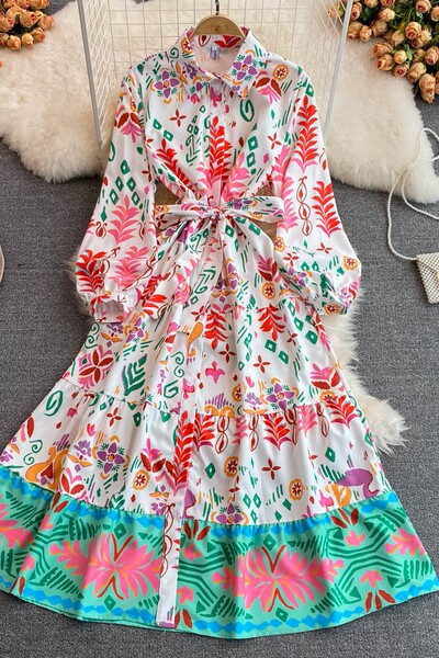 Pika lõikega värvilise mustriga kleit