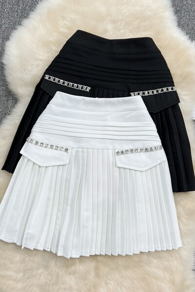 Naiste plisseeritud seelik kõrge vöökoha ja dekoratiivkividega