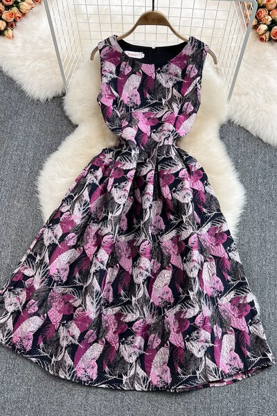 Värviline rihmadega kleit