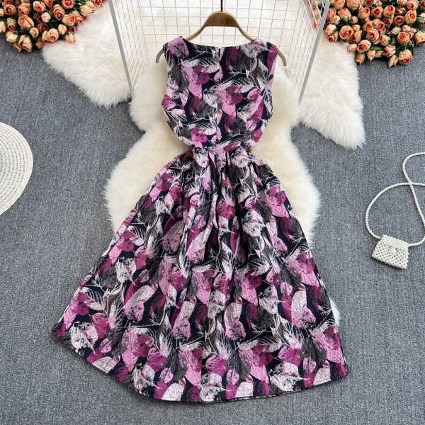 Värviline rihmadega kleit