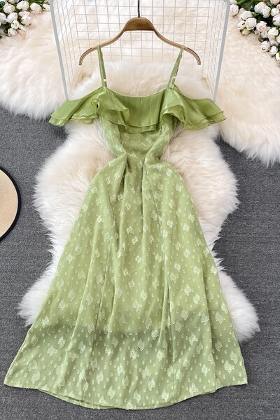 Rochie de dama cu bretele subtiri si bucle