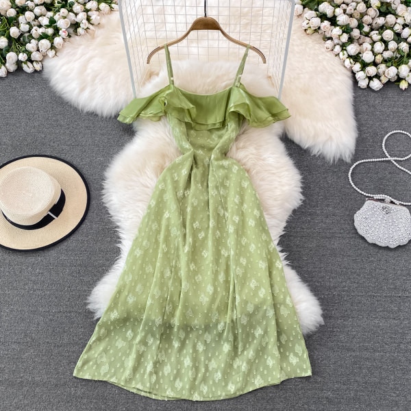 Rochie de dama cu bretele subtiri si bucle