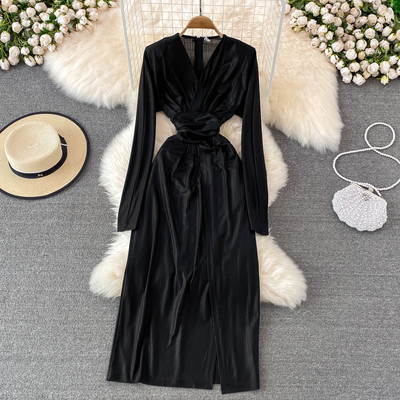 Uue mudeli mitmes värvitoonis spits-kaelusega naiste kleit