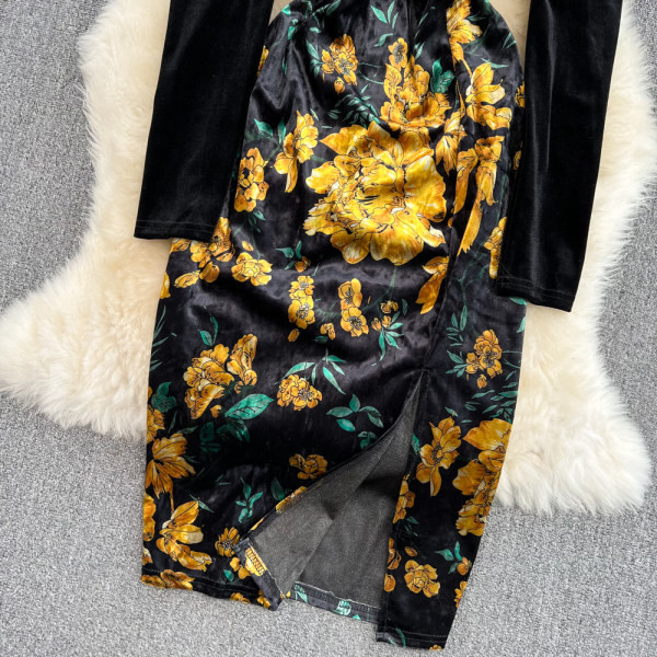 Naiste sametkleit värvilise seelikuga