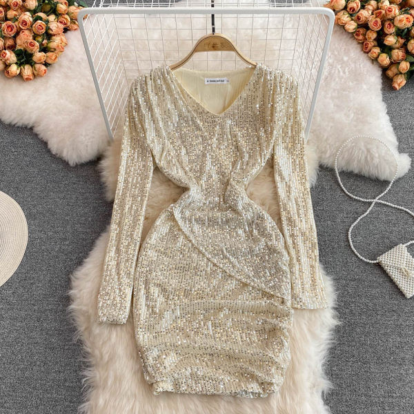 Elegantne naiste lühike liibuv kleit litritega