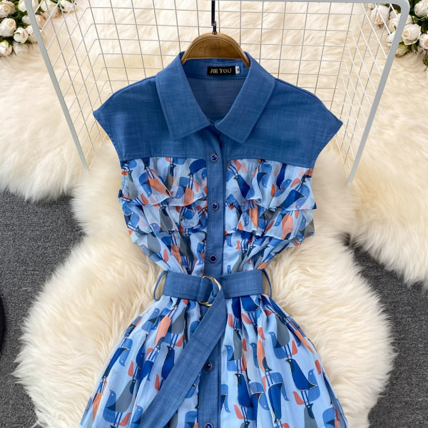 Sinine vööga suvekleit