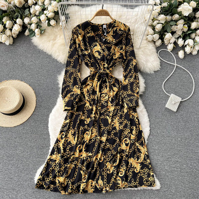 Pikk mustriga kevadkleit