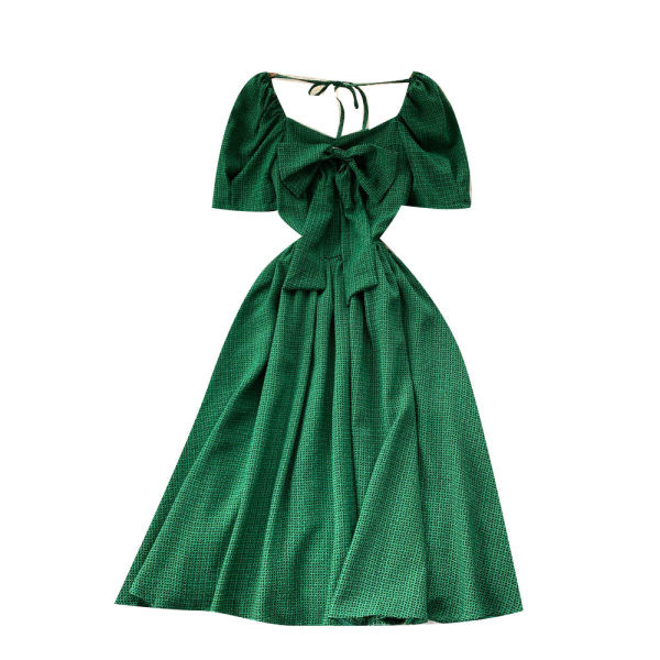 Naiste rätsepapaelaga kleit