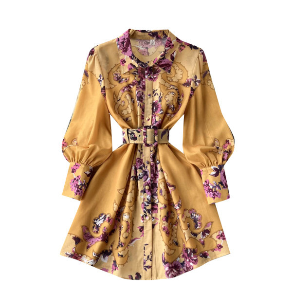 Stiilne pikkade varrukatega kleit