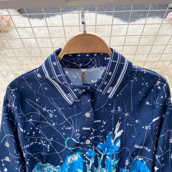 Naiste vabaaja kleit vöö ja pikkade varrukatega