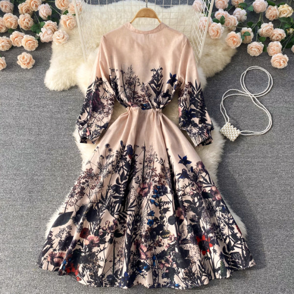 Naiste särk tüüpi kleit aplikatsiooni ja vöökoha lipsudega