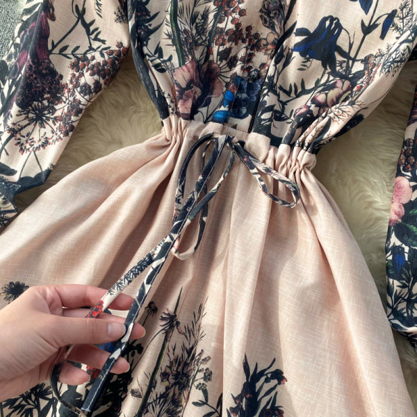 Naiste särk tüüpi kleit aplikatsiooni ja vöökoha lipsudega