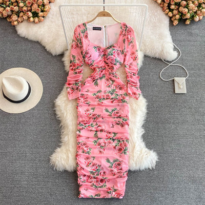 Kogutud värviline ümara kaelusega naiste kleit