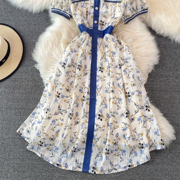 Lai lillemustriga suvekleit