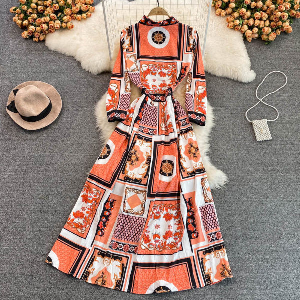 Oranži värvi naiste kleit 3/4 varrukatega