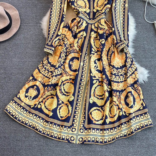 Rochie lunga moderna cu guler clasic