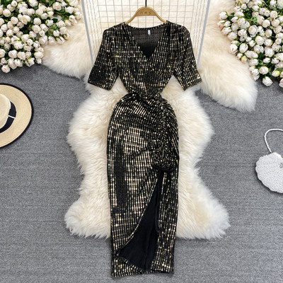 Moodne naiste kleit litrite ja lühikeste varrukatega