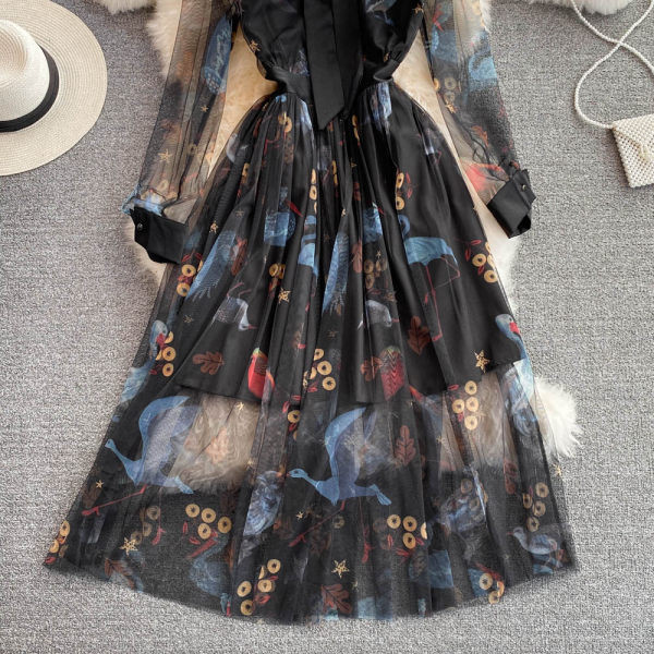 Rochie lunga de dama cu tul si cravate