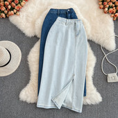 Naiste lõhikuga teksaseelik