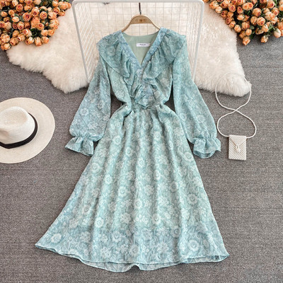 Rochie de dama din dantela cu bucle