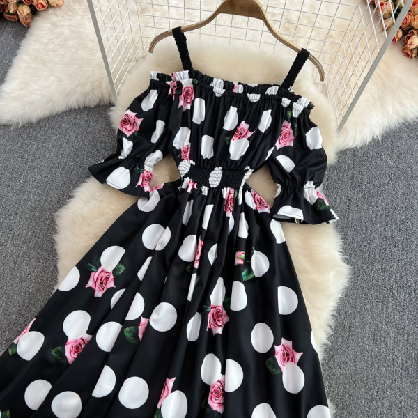 Vabaaja suvekleit rihmade ja elastse vöökohaga