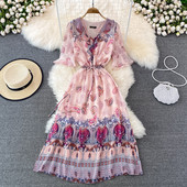 Suveks sobiv naiste kleit