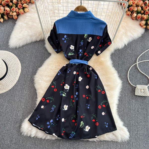 Keskmise pikkusega vabaaja kleit