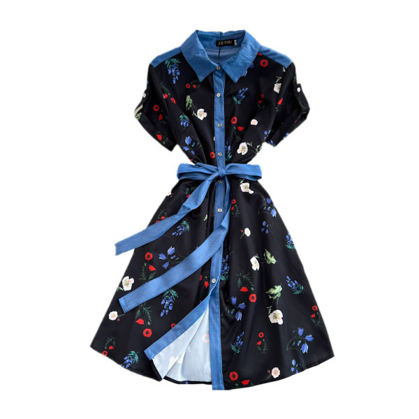 Keskmise pikkusega vabaaja kleit