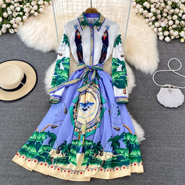 Värvilise mustriga kevadkleit - lõikega mudel