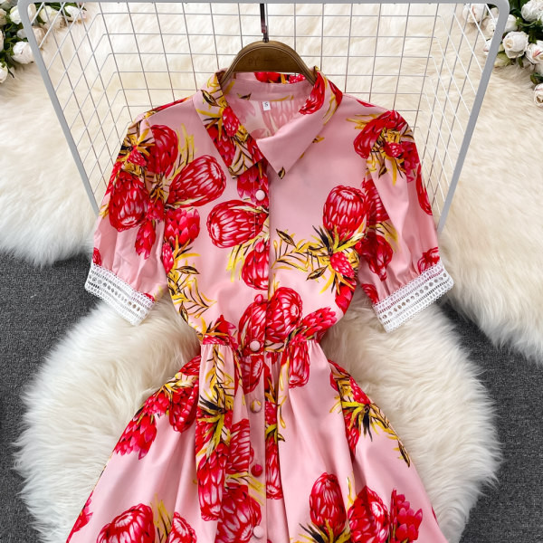 Naiste pikk lühikeste varrukatega kleit