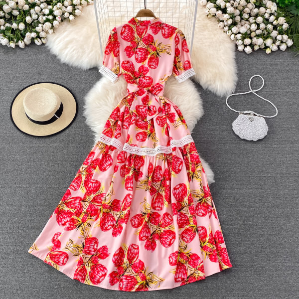 Naiste pikk lühikeste varrukatega kleit