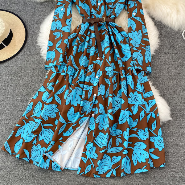 Naiste vabaaja kleit vöökohal