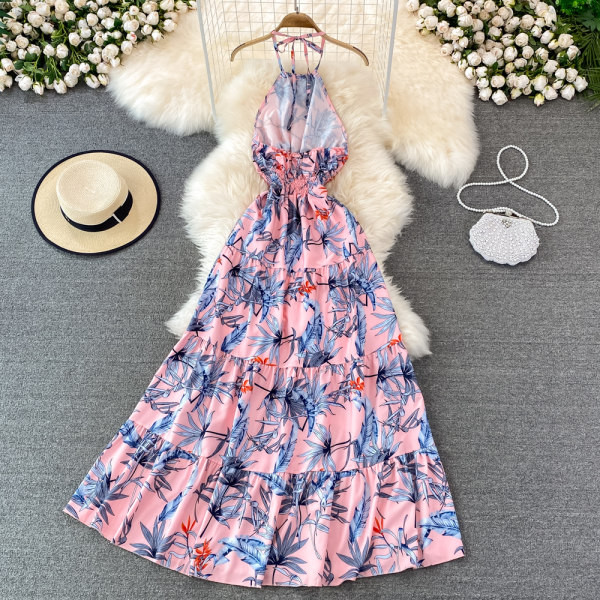 Kolmes värvitoonis rihmadega naiste kleit