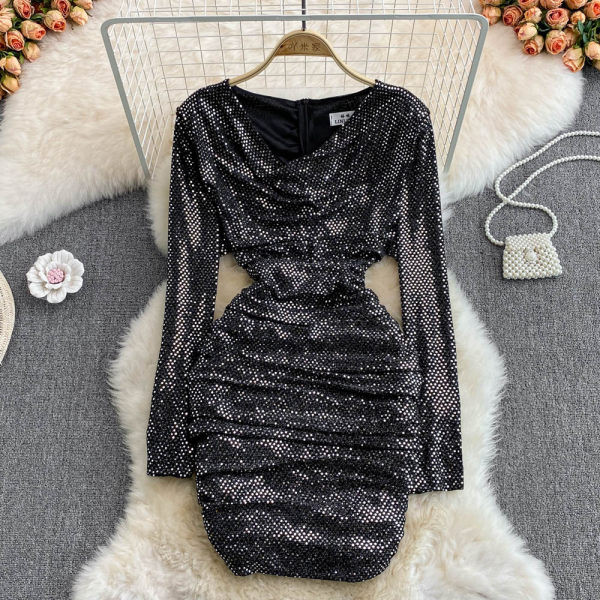 Rochie de dama eleganta cu model montat cu paiete