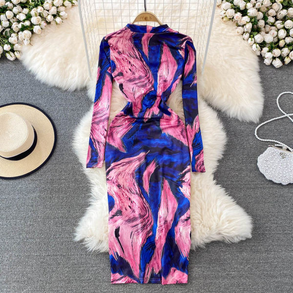 Uut mudelit spits kaelusega naiste kleit