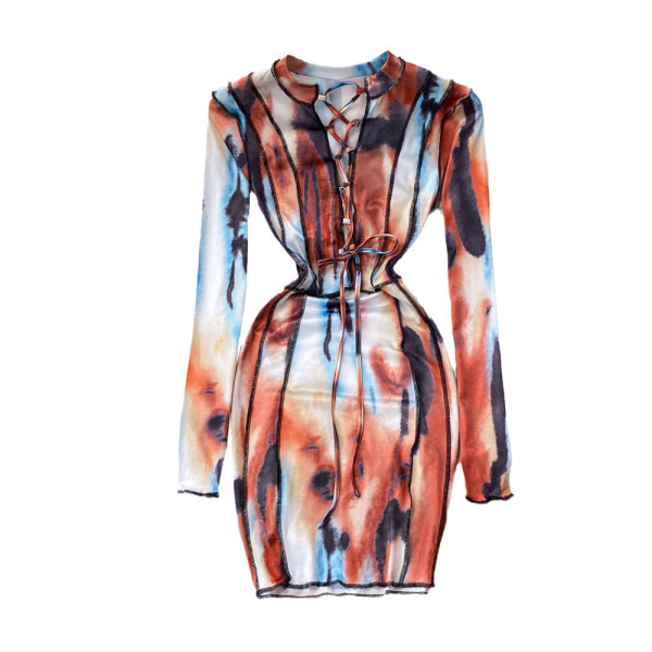 Naiste kleit ovaalse kaelusega ja lipsudega seljal