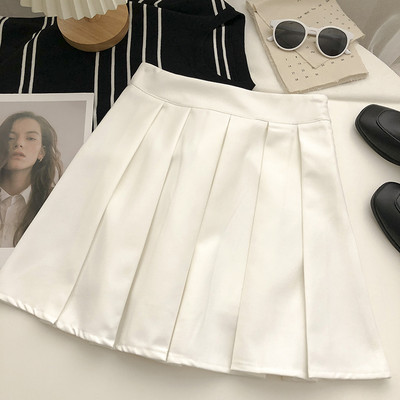 Lühike plisseeritud seelik mitmes värvitoonis